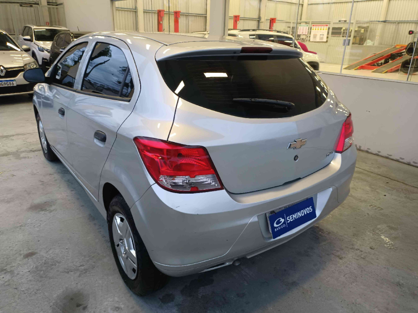 chevrolet onix 1.0 mpfi lt 8v flex 4p manual 20163