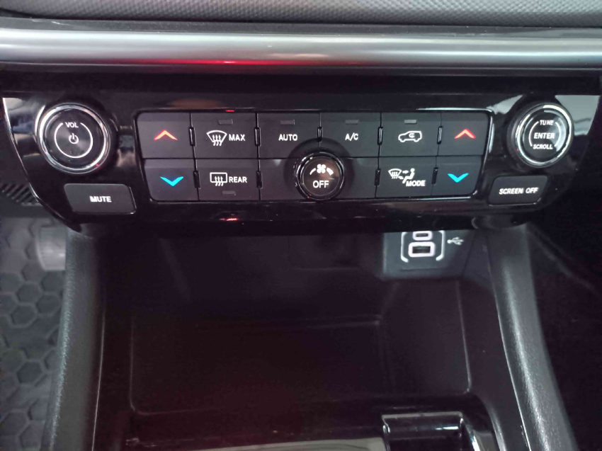 jeep compass 1.3 t270 turbo flex longitude at6 4p automatico 202217