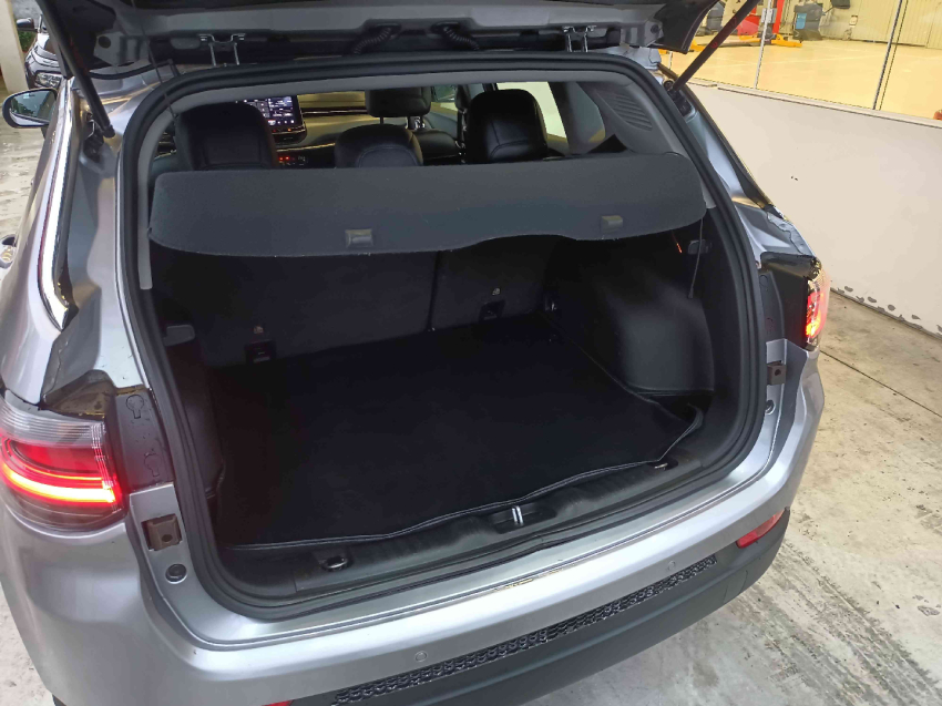 jeep compass 1.3 t270 turbo flex longitude at6 4p automatico 20226