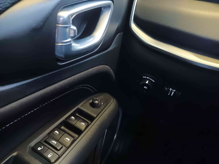 jeep compass 1.3 t270 turbo flex longitude at6 4p automatico 202516