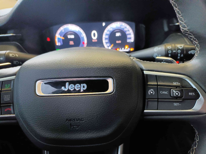 jeep commander 1.3 t270 turbo flex longitude at6 4p automatico 202318