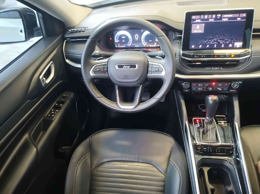 jeep commander 1.3 t270 turbo flex longitude at6 4p automatico 202310