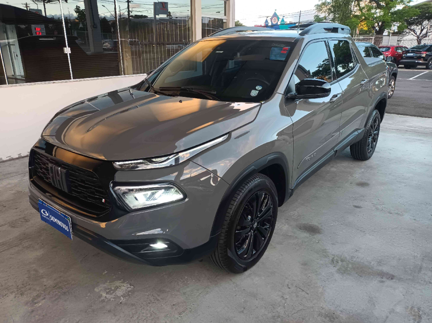fiat toro 1.3 turbo 270 flex volcano at6 4p automatico 20252