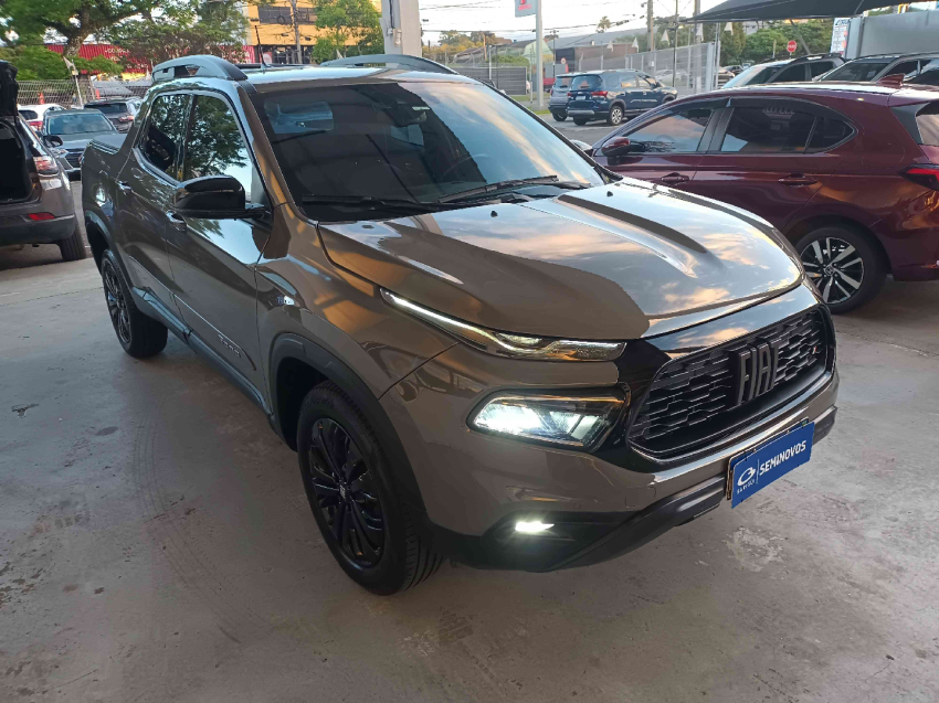fiat toro 1.3 turbo 270 flex volcano at6 4p automatico 20250