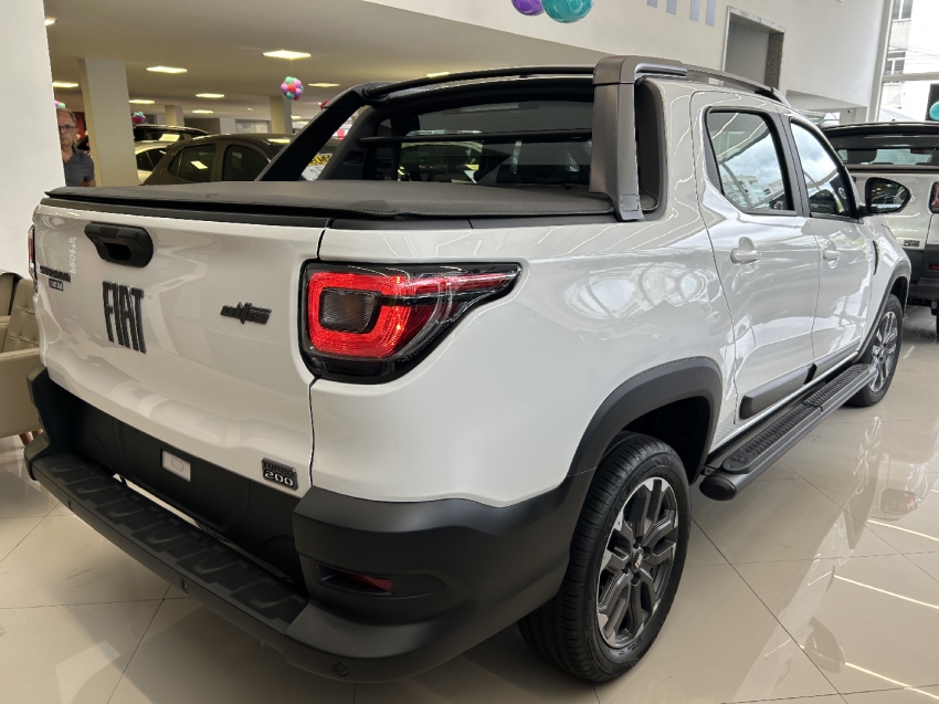 fiat strada flex 20262