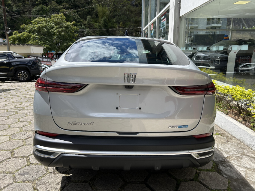 fiat fastback 1.0 hibrido 20264