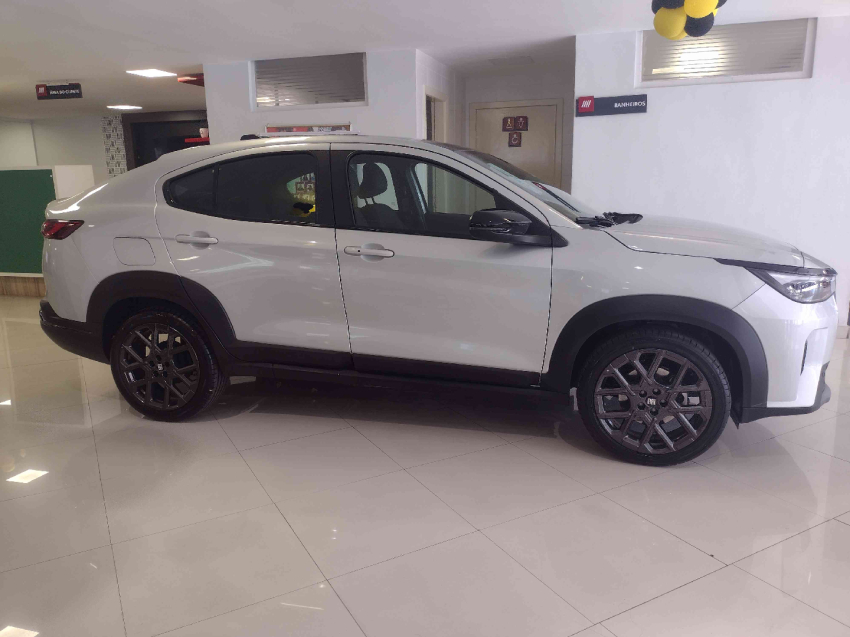 fiat fastback 1.0 hibrido 20263