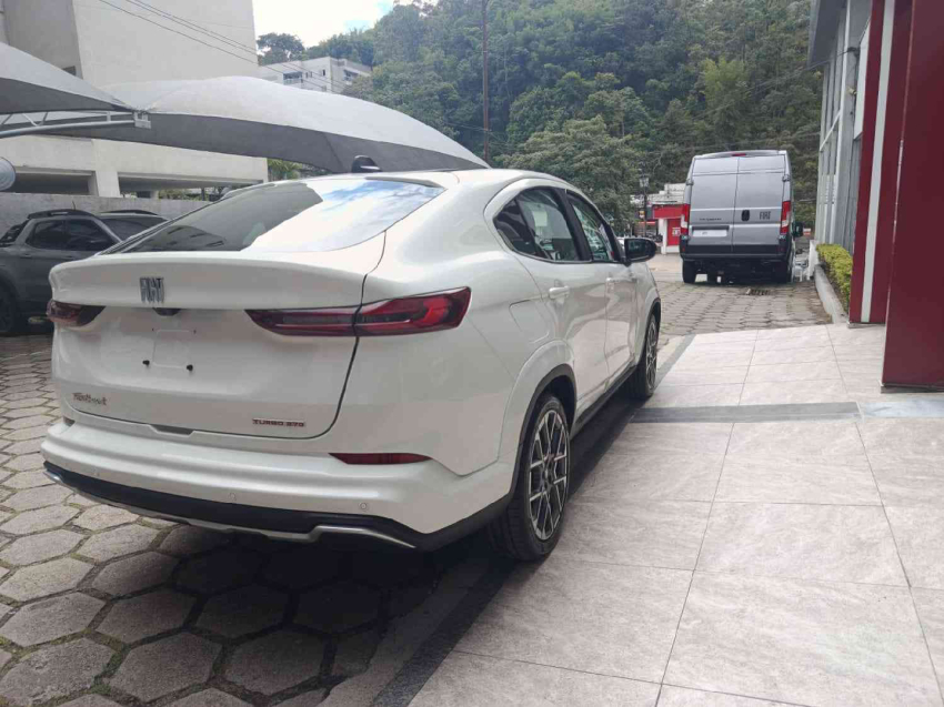 fiat fastback 1.3 flex 20263