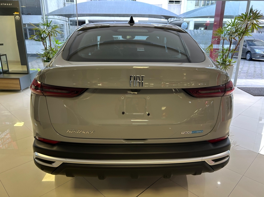 fiat fastback 1.0 hibrido 20263