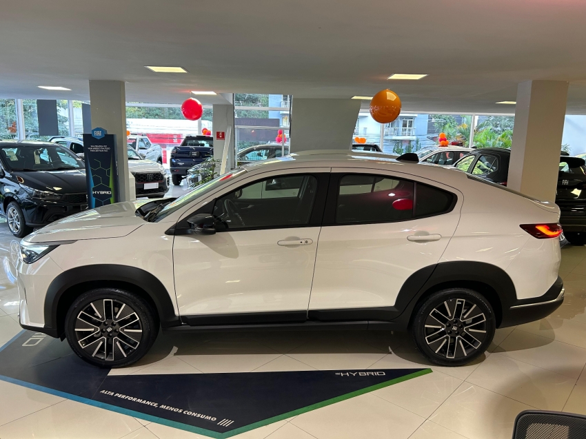 fiat fastback 1.0 hibrido 20263