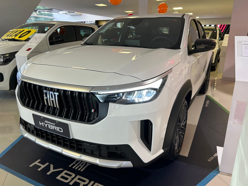 fiat fastback 1.0 hibrido 20261