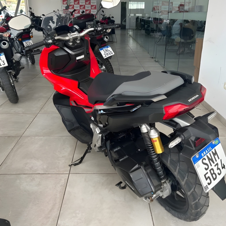adv 150 (2023/2023)