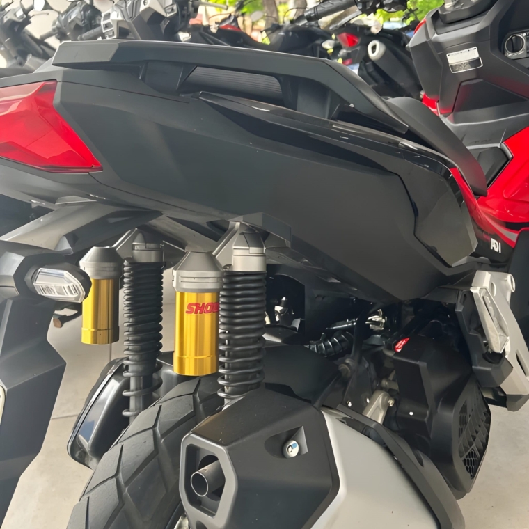 adv 150 (2023/2023)