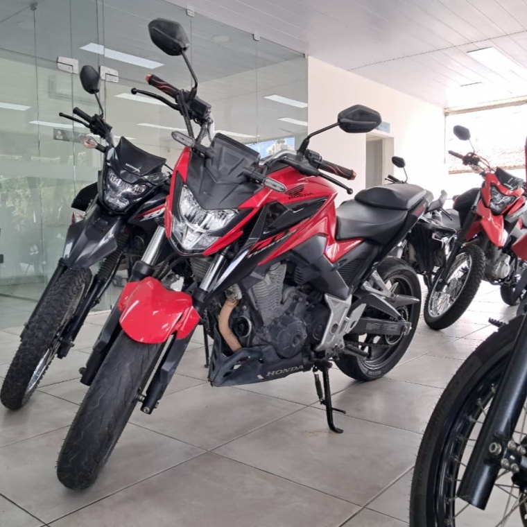 cb twister 300f (2023/2023) cb twister 300f (2023/2023)