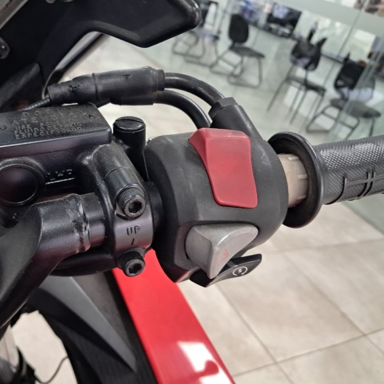 honda cbr 500r (2018/18)5