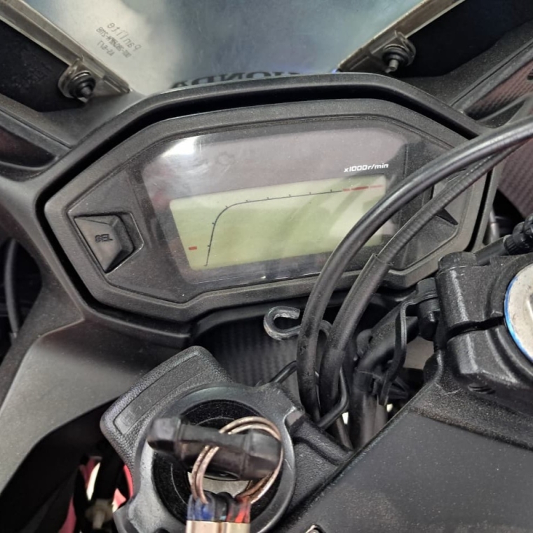 honda cbr 500r (2018/18)4