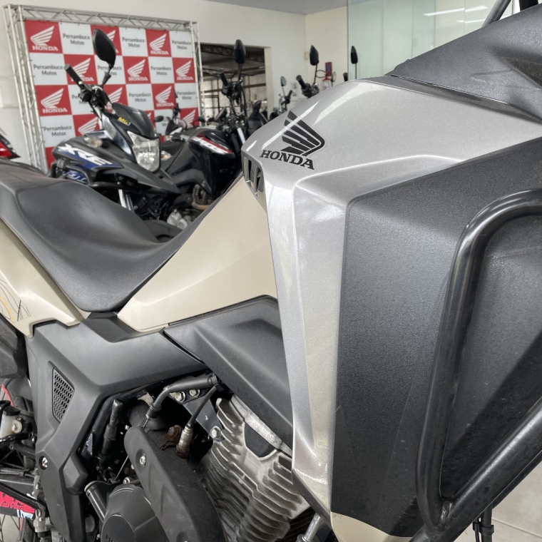 honda xre 300 sahara adv 23/243