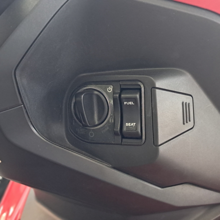 honda adv 150 24/245