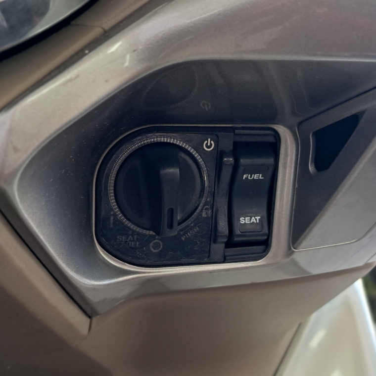 pcx dlx 150 abs (2022/2022)2