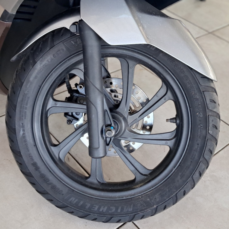 pcx dlx 150 abs (2022/2022)7
