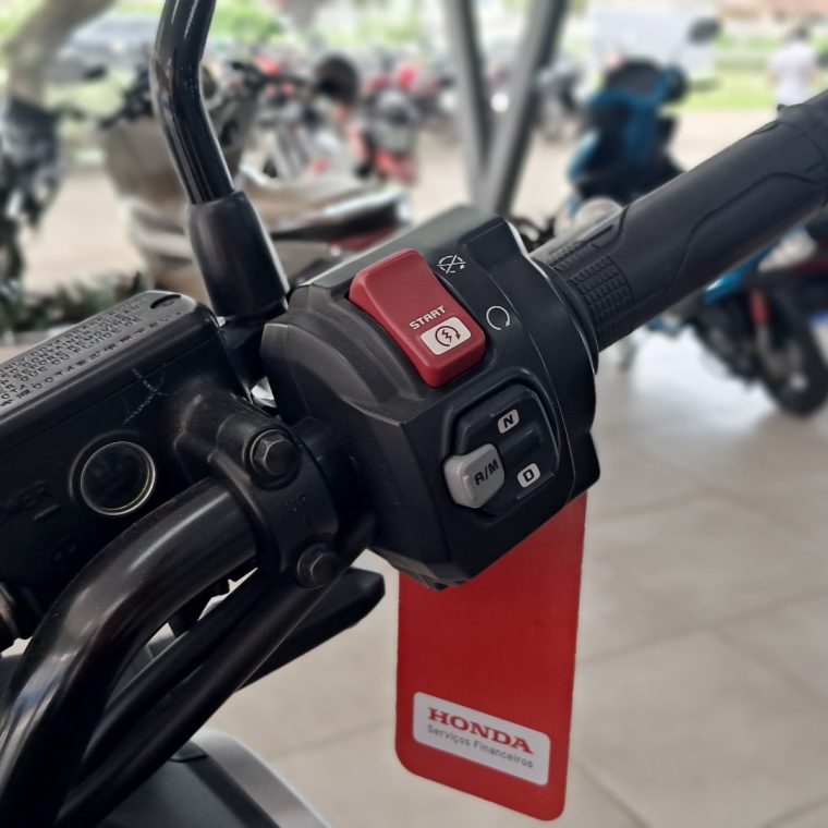 honda nc 750x dct (2024/2025)10