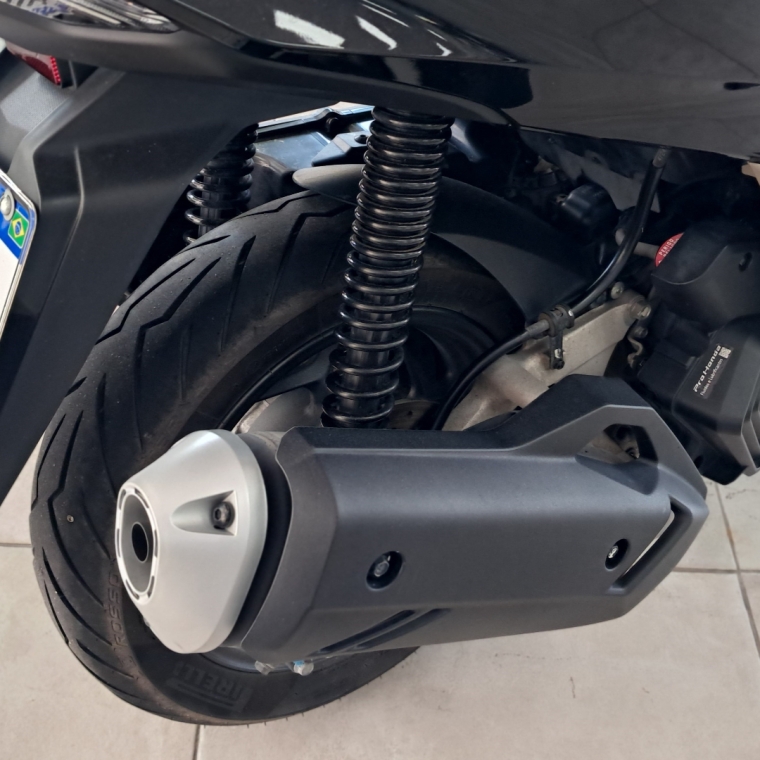 honda pcx dlx 160 abs (2025/2026)10