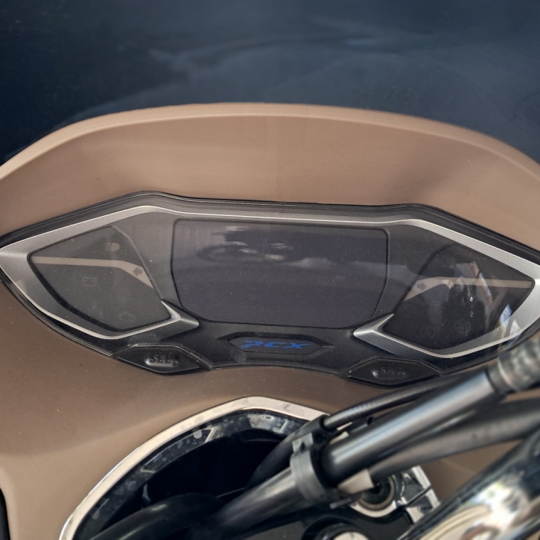 honda pcx dlx 160 abs (2025/2026)6