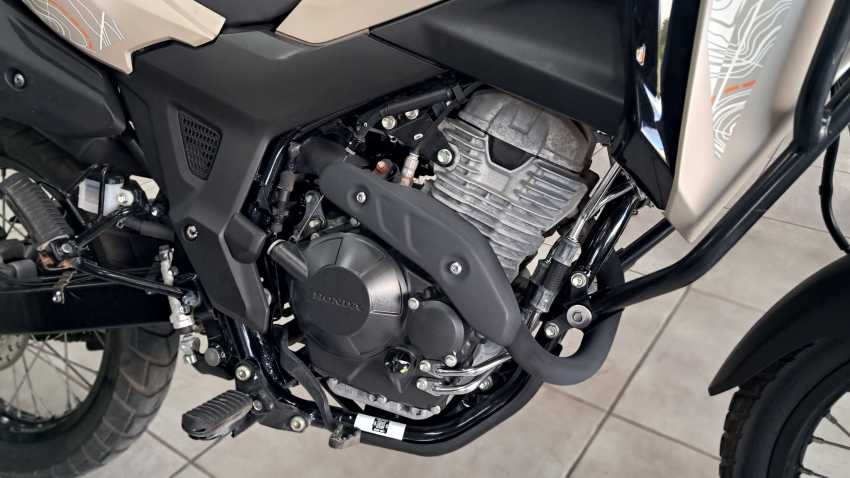 honda | xre sahara 300 adv (2025/2026)9