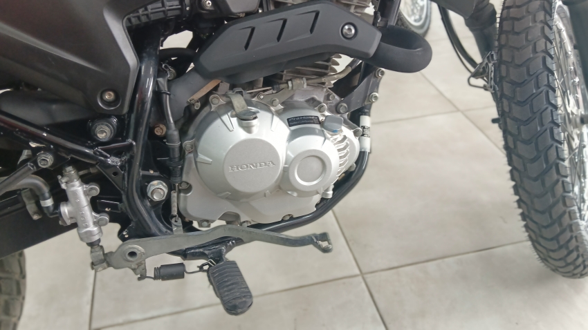 nxr bros 160 abs8