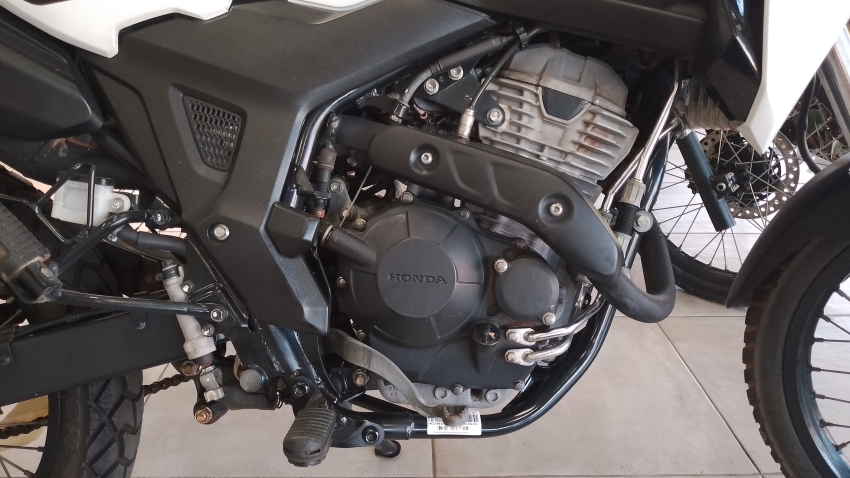 HONDA XRE 300 SAHARA STANDARD  (24/24) | OPORTUNIDA ÚNICA!13