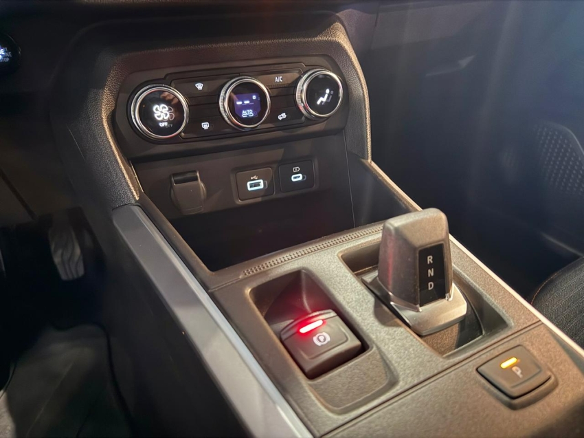 renault kardian 1.0 tce flex premiere edition edc 4p automatico 2025