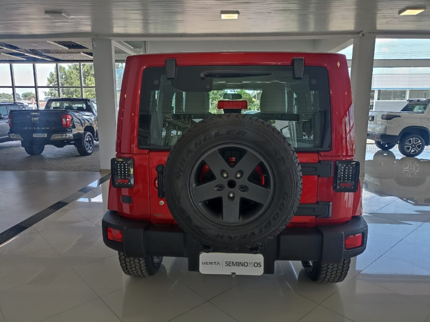 jeep wrangler 3.6 sport 4x4 v6 12v gasolina 2p automatico 3.2 20137