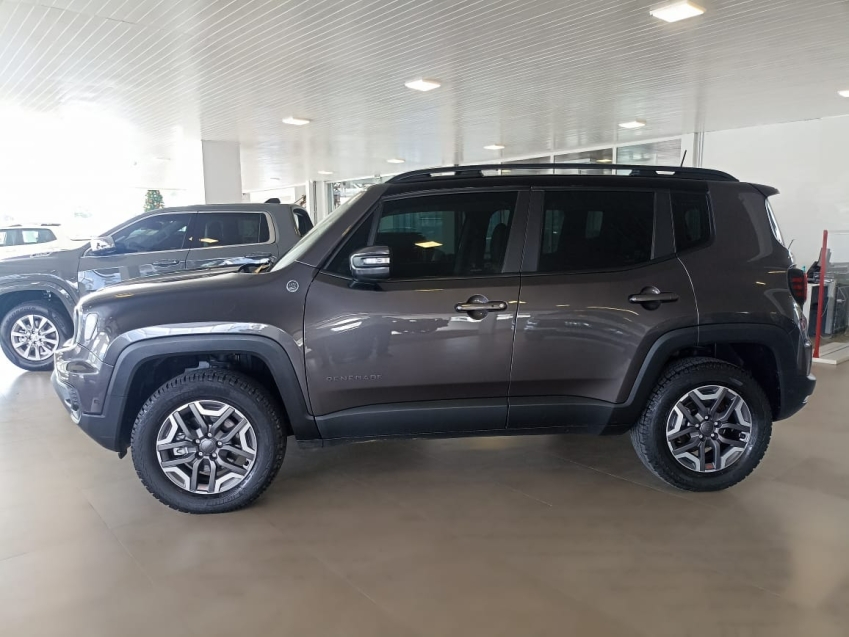 jeep renegade 1.3 t270 turbo flex trailhawk 4x4 at9 4p automatico 20233