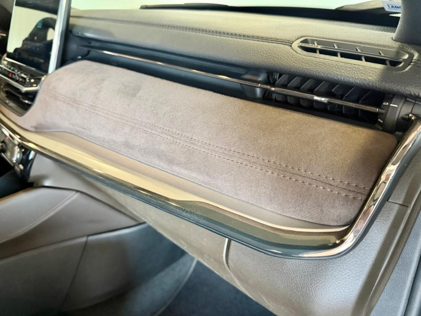 jeep commander 2.0 hurricane 4 turbo gasolina overland at9 1.3 4p automatico 202512