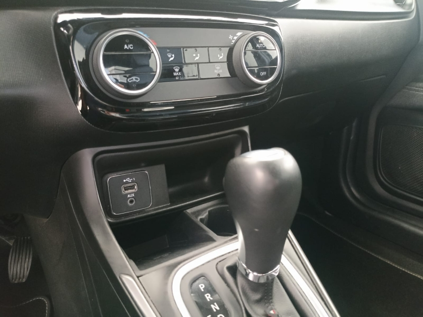 fiat strada 1.3 firefly flex volcano cd cvt 4p automatico 20247