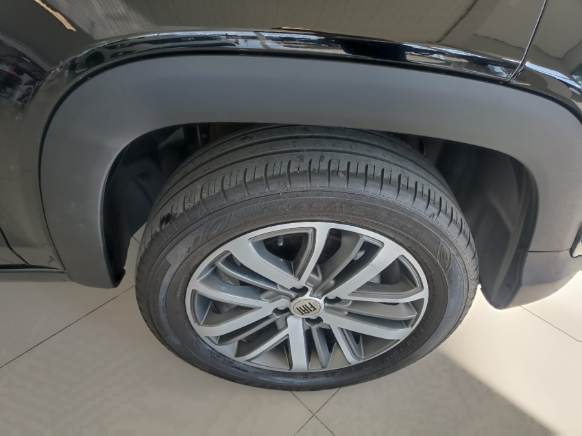 fiat strada 1.3 firefly flex volcano cd cvt 4p automatico 202412