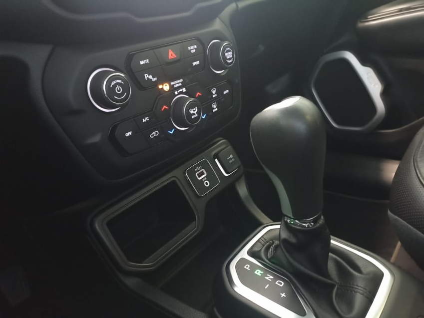 jeep renegade 1.8 16v flex longitude 4p automatico 202110
