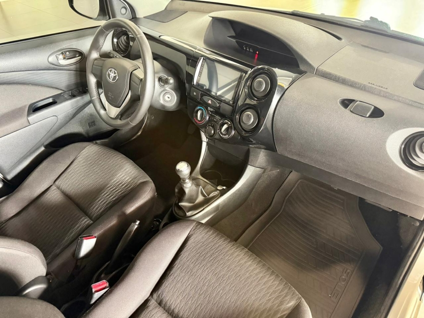 toyota etios 1.3 x 16v flex 4p manual 20186