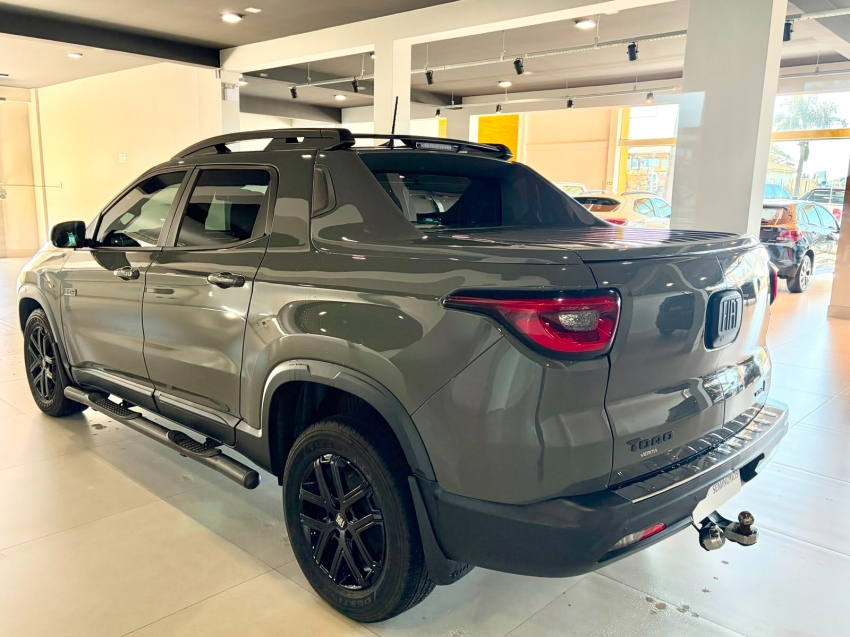 fiat toro 2.0 16v turbo diesel ultra 4wd at9 4p automatico 20234