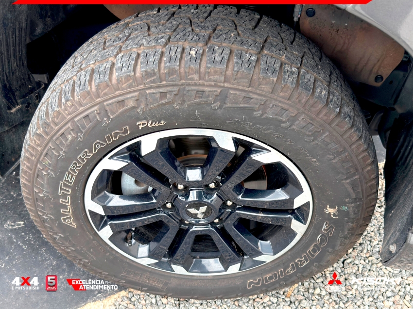 mitsubishi l200 triton 2.4 16v turbo diesel sport hpe cd 4p 4x4 automatico 20249