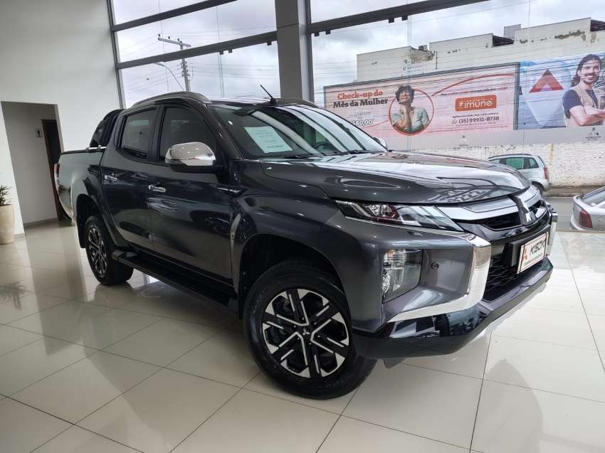 mitsubishi l200 triton 2.4 turbo diesel 4x4 at sport hpe-s 4p automatico 202510