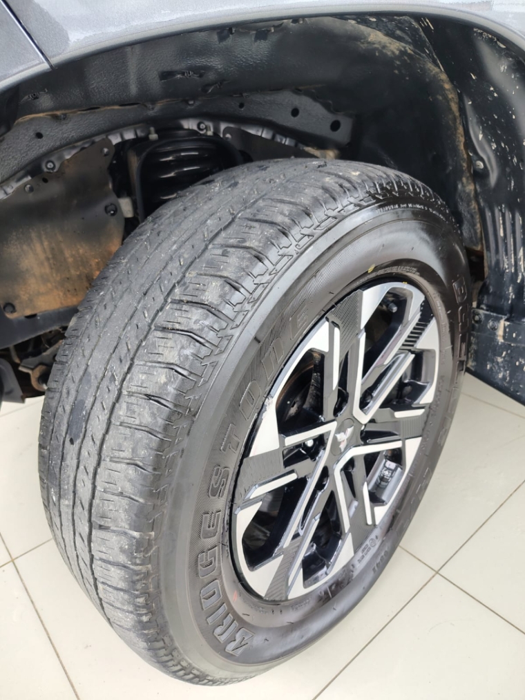 mitsubishi l200 triton 2.4 turbo diesel 4x4 at sport hpe-s 4p automatico 20251