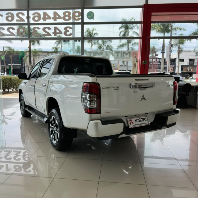 mitsubishi l200 triton 2.4 16v turbo diesel sport hpe-s cd 4p 4x4 automatico 20255