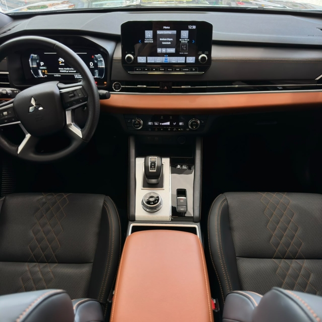 mitsubishi outlander 2.4 phev signature s-awc dht 2.3 hibrido 4p automatico 202612