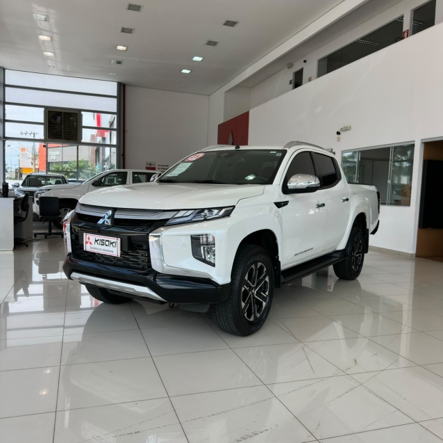mitsubishi l200 triton 2.4 16v turbo diesel sport hpe-s cd 4p 4x4 automatico 20251