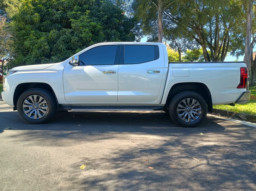 mitsubishi l200 triton 2.4 16v turbo diesel sport hpe-s cd 4p 4x4 automatico 20265