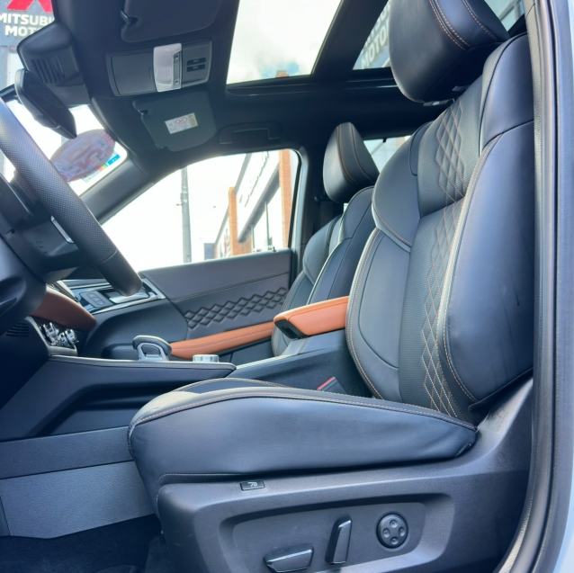 mitsubishi outlander 2.4 phev signature s-awc dht 2.3 hibrido 4p automatico 202611