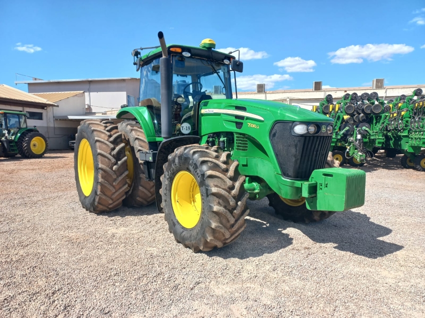 john deere trator 7230j - diesel 1p automatico 2021 john deere trator 7230j - diesel 1p automatico 2021