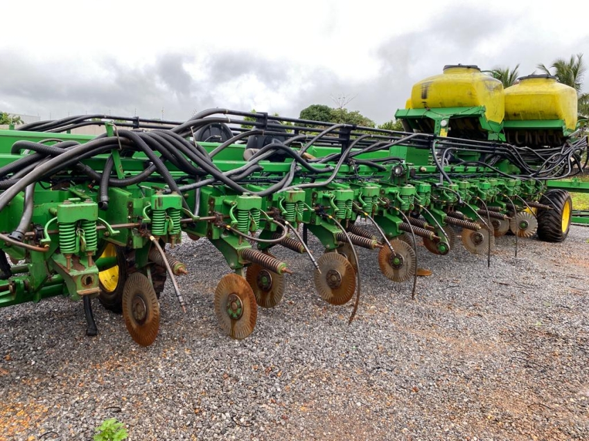 john deere plantadeira db74 - diesel automatico 2014 john deere plantadeira db74 - diesel automatico 2014