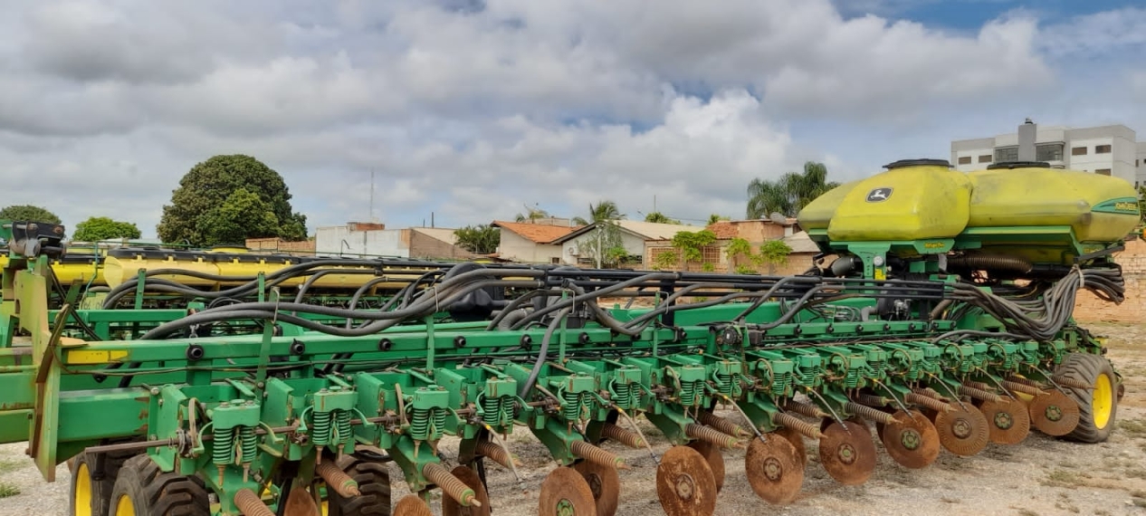 john deere plantadeira db74 - diesel automatico 2012 john deere plantadeira db74 - diesel automatico 2012